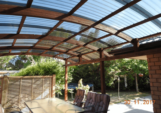 Curved Polycarbonate Pergola